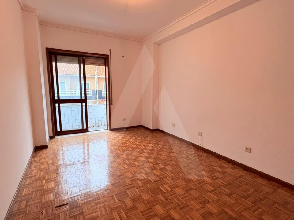 Apartamento T2 para Venda em Gafanha da Nazaré Foto 11