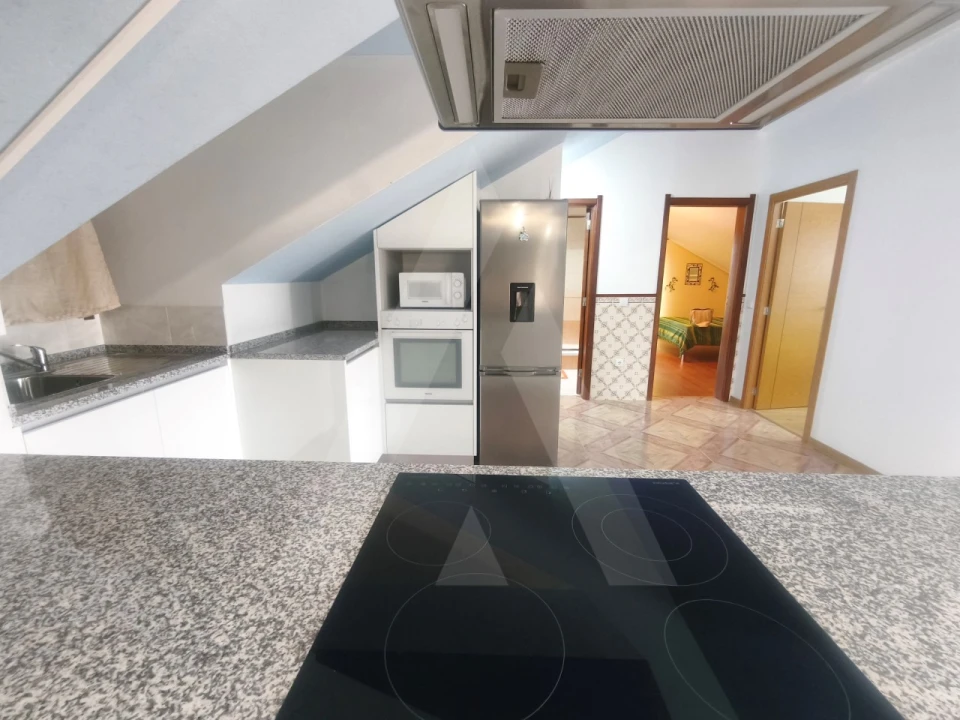 Apartamento T1 para Arrendamento em Requeixo, Nossa Senhora de Fátima e Nariz Foto 9