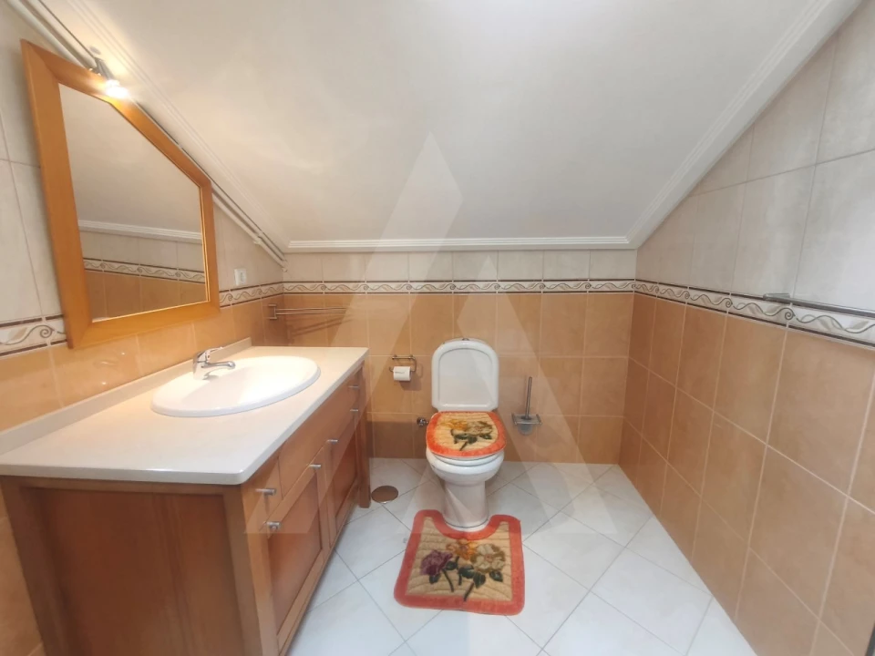 Apartamento T1 para Arrendamento em Requeixo, Nossa Senhora de Fátima e Nariz Foto 13