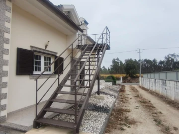 Apartamento T1 para Arrendamento em Requeixo, Nossa Senhora de Fátima e Nariz