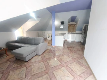 Apartamento T1 para Arrendamento em Requeixo, Nossa Senhora de Fátima e Nariz