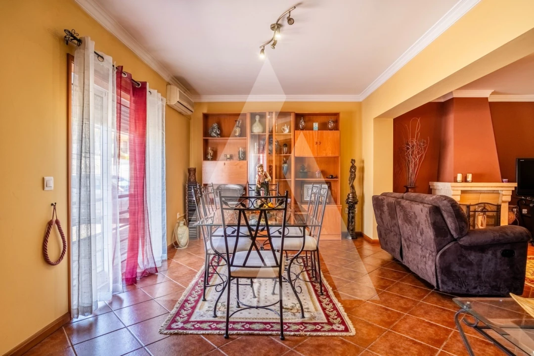 Apartamento T3 para Venda em Trofa, Segadães e Lamas do Vouga Foto 1