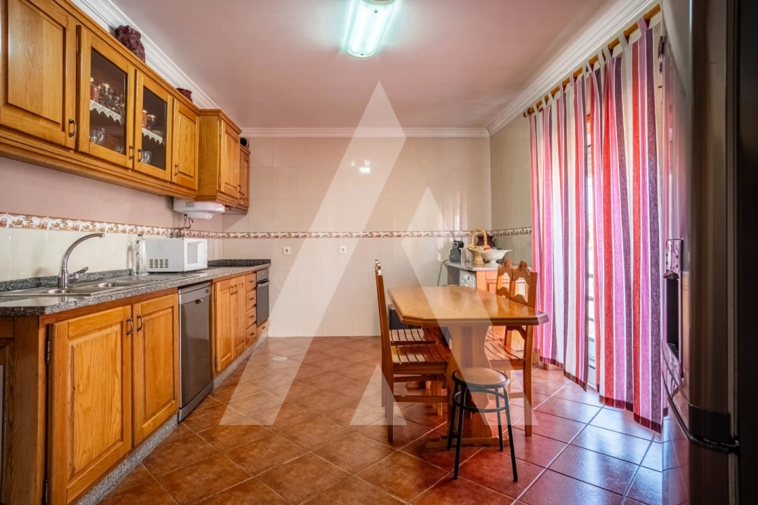Apartamento T3 para Venda em Trofa, Segadães e Lamas do Vouga Foto 7