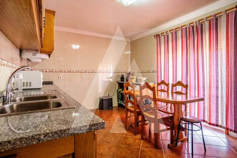 Apartamento T3 para Venda em Trofa, Segadães e Lamas do Vouga Foto 6