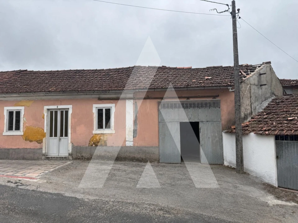 Moradia T4 para Venda em Caranguejeira Foto 2