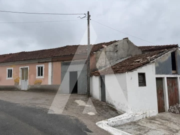 Moradia T4 para Venda em Caranguejeira