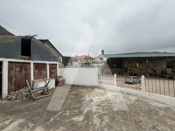 Moradia T4 para Venda em Caranguejeira