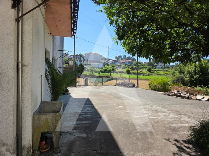 Moradia T4 para Venda em Carregosa Foto 35