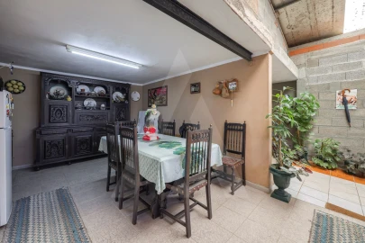 Moradia T3 para Venda em Eixo e Eirol