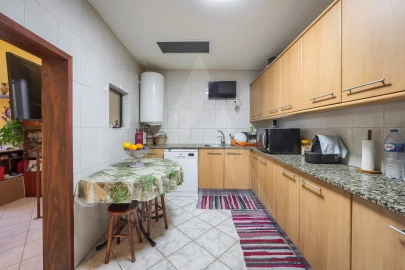 Moradia T3 para Venda em Eixo e Eirol