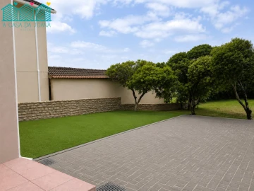 Moradia T3 para Venda em Esgueira