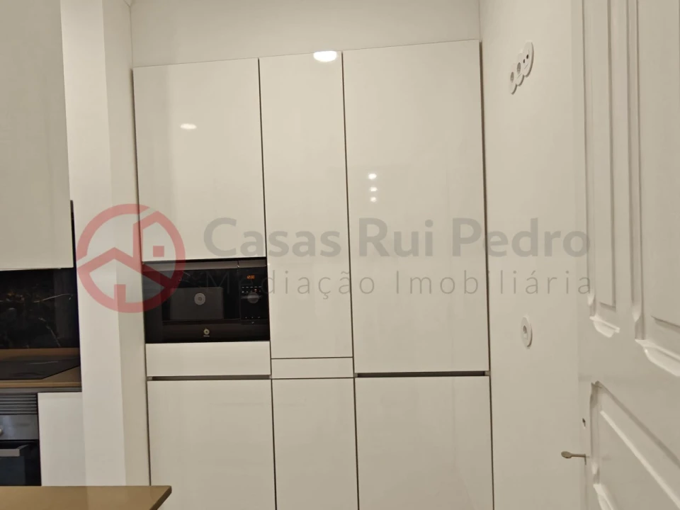 Apartamento T2 para Venda em Odivelas Foto 7