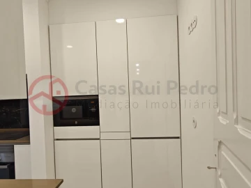 Apartamento T2 para Venda em Odivelas