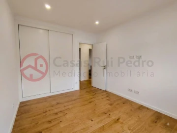 Apartamento T2 para Venda em Odivelas