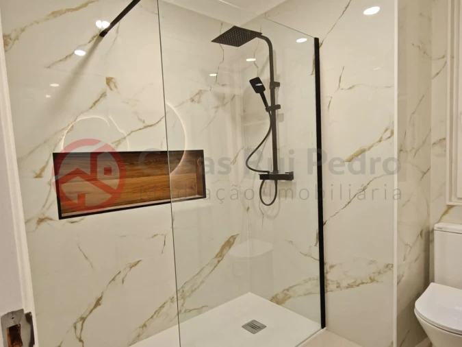 Apartamento T2 para Venda em Odivelas Foto 15