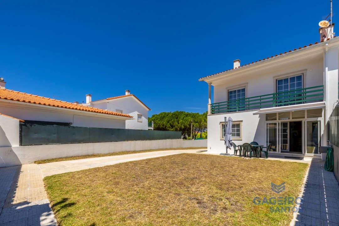 Moradia T3 para Venda em Famalicão Foto 28