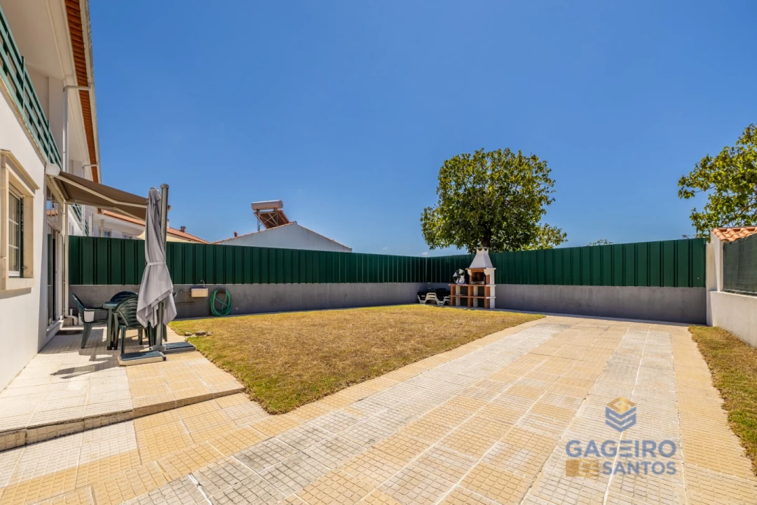 Moradia T3 para Venda em Famalicão Foto 29