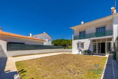 Moradia T3 para Venda em Famalicão
