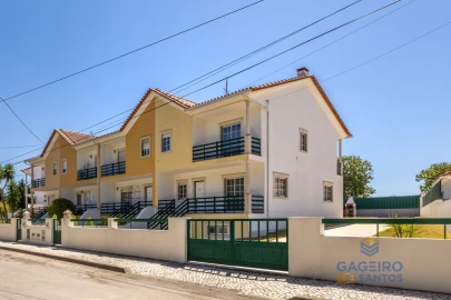 Moradia T3 para Venda em Famalicão