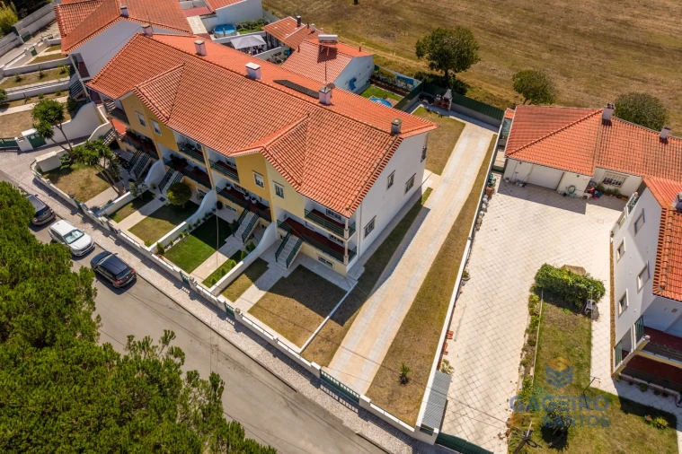 Moradia T3 para Venda em Famalicão Foto 37