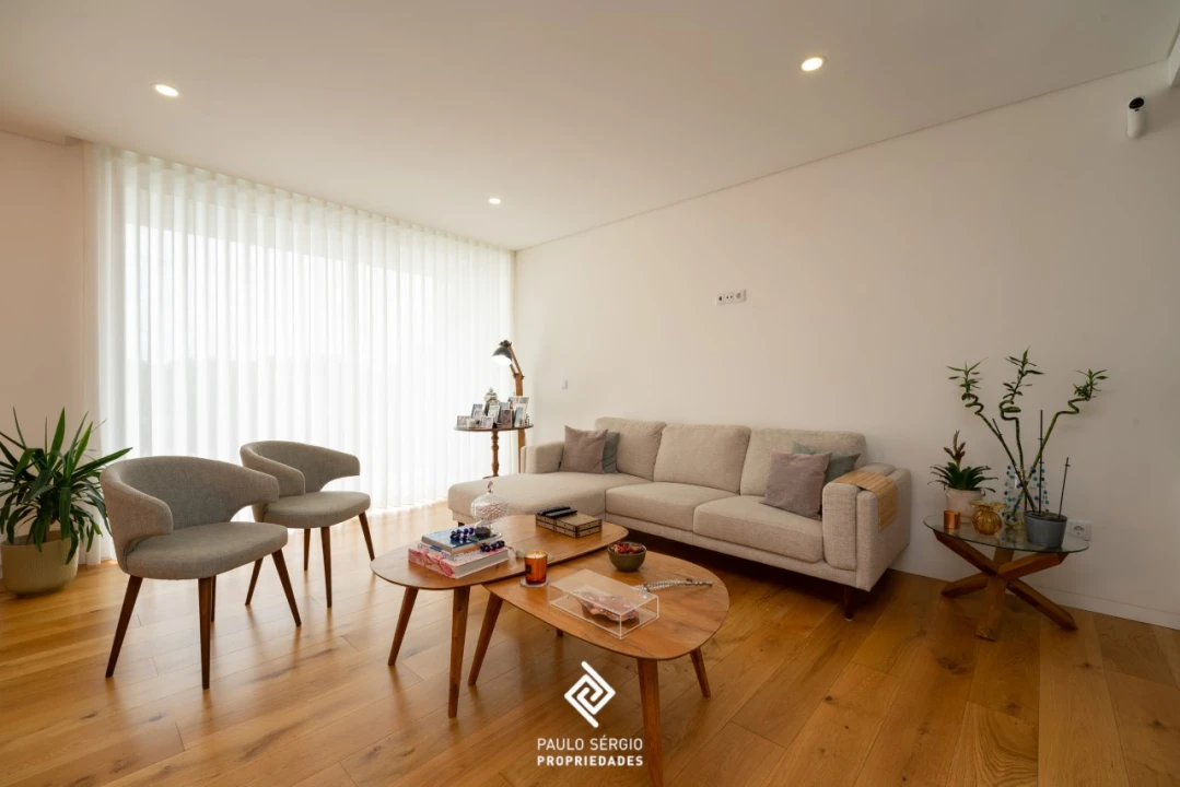 Apartamento T3 para Venda em Santa Marinha e São Pedro da Afurada Foto 3