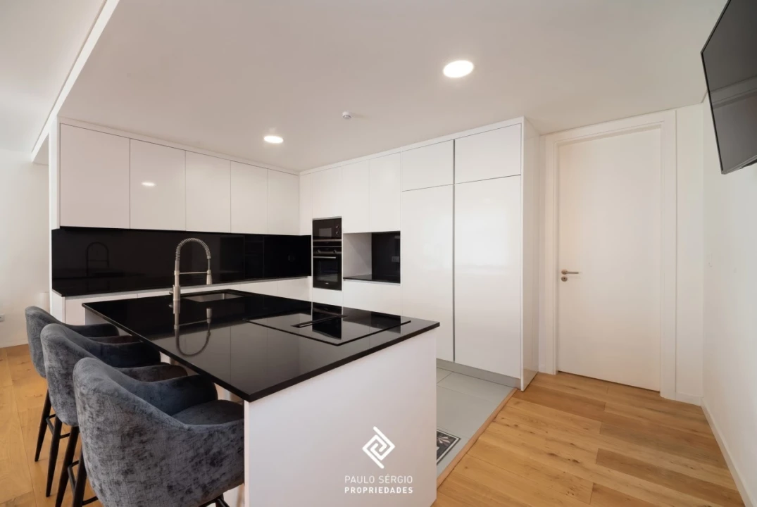 Apartamento T3 para Venda em Santa Marinha e São Pedro da Afurada Foto 6