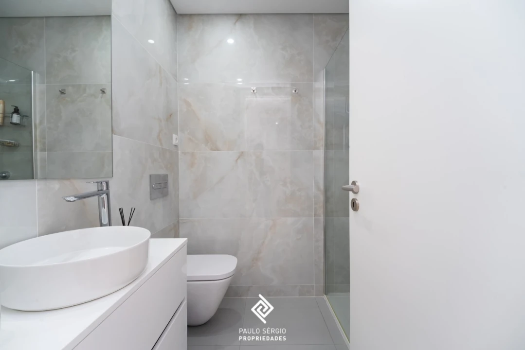 Apartamento T3 para Venda em Santa Marinha e São Pedro da Afurada Foto 16