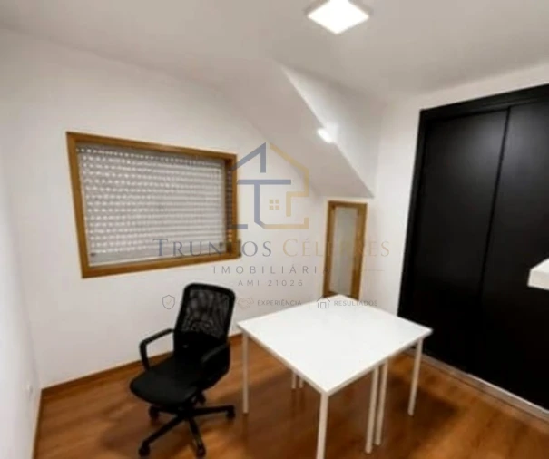 Moradia T3 para Venda em Fornelo e Vairão Foto 18
