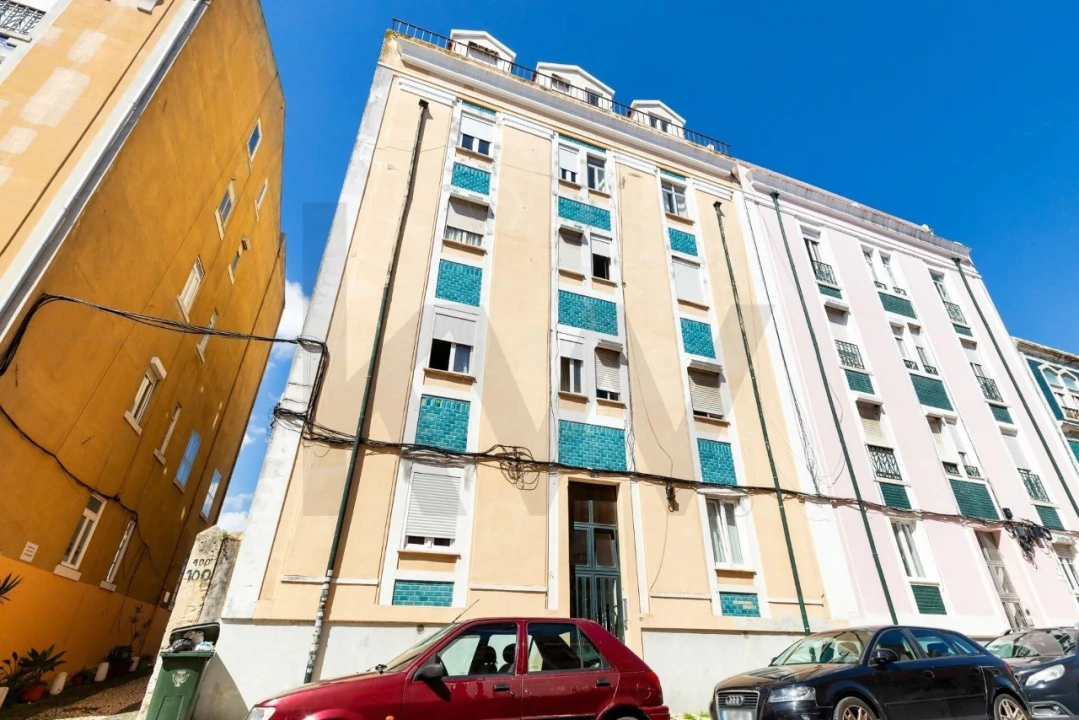Apartamento T3 para Venda em Campolide Foto 1