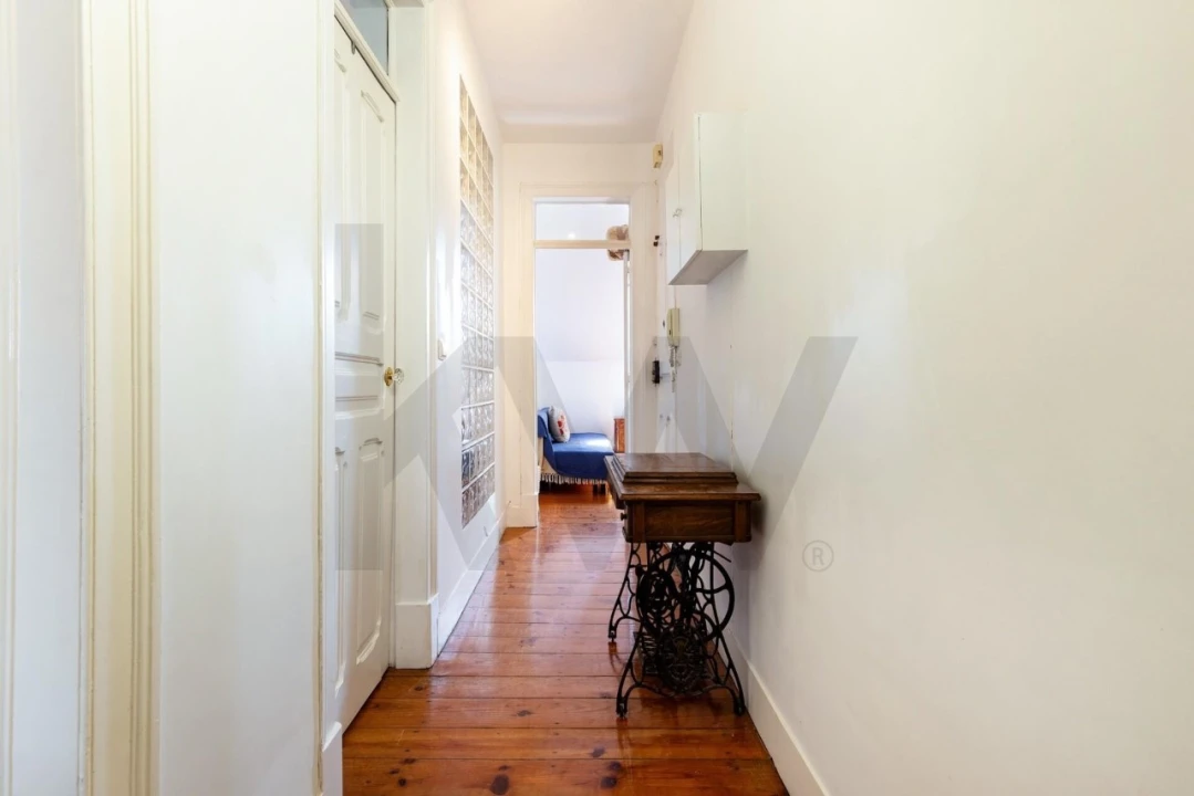 Apartamento T3 para Venda em Campolide Foto 4