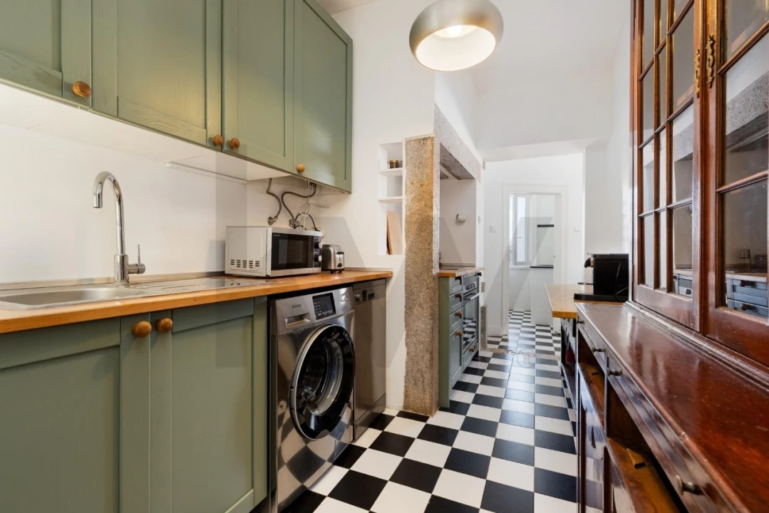 Apartamento T3 para Venda em Campolide Foto 13