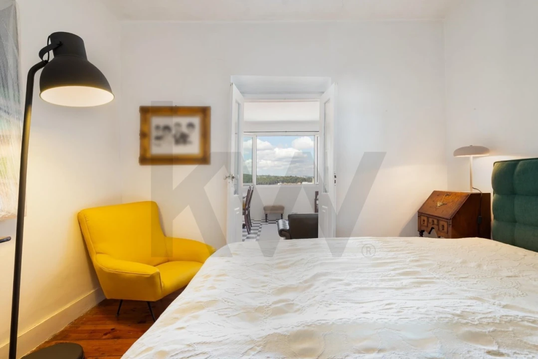 Apartamento T3 para Venda em Campolide Foto 22
