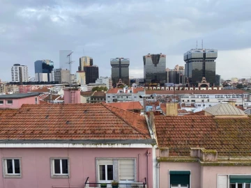 Apartamento T3 para Venda em Campolide
