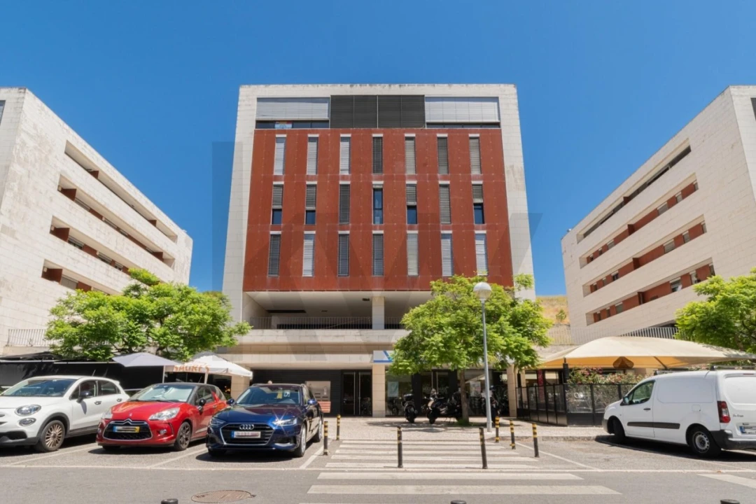 Apartamento T2 para Venda em Algés, Linda-A-Velha e Cruz Quebrada-Dafundo Foto 4