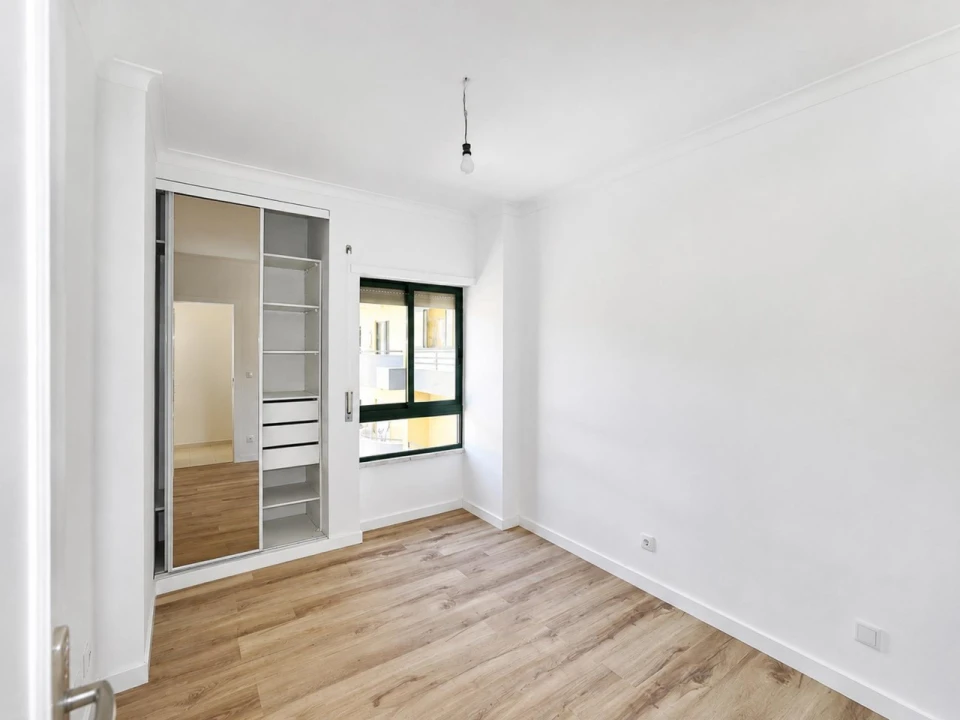Apartamento T3 para Venda em Laranjeiro e Feijó Foto 11