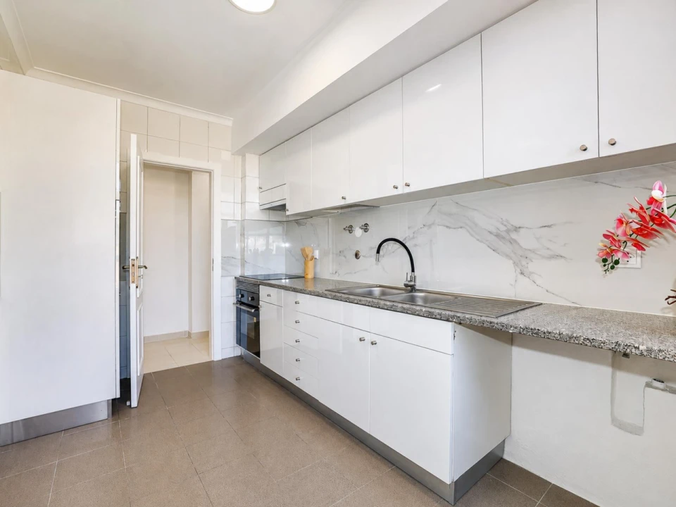Apartamento T3 para Venda em Laranjeiro e Feijó Foto 6