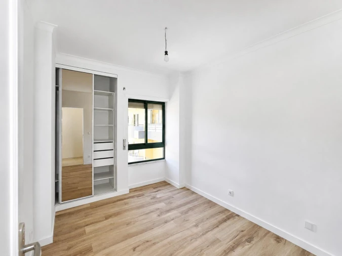 Apartamento T3 para Venda em Laranjeiro e Feijó Foto 11