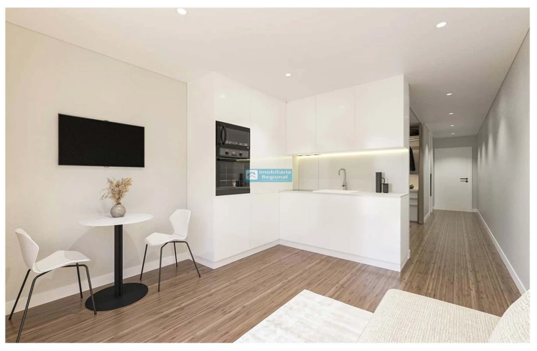 Apartamento T1 para Venda em Funchal (Santa Maria Maior) Foto 1