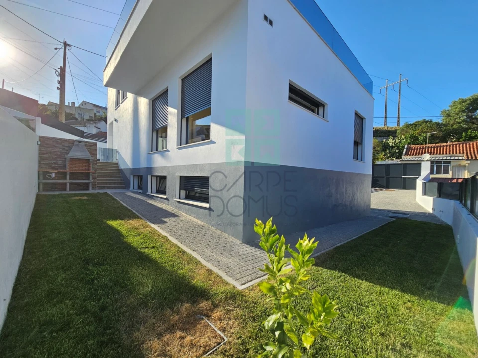 Moradia T4 para Venda em Alverca do Ribatejo e Sobralinho Foto 53