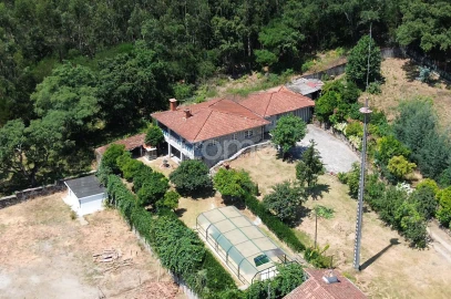 Quinta T4 para Venda em Lage