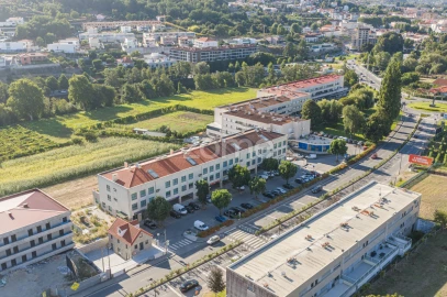 Apartamento T2 para Venda em Arcos de Valdevez (São Paio) e Giela