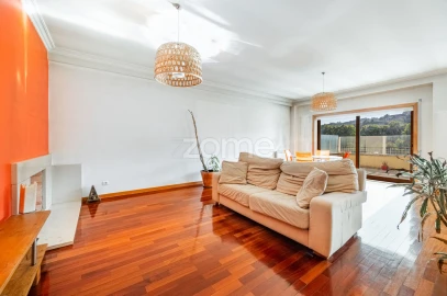 Apartamento T2 para Venda em Arcos de Valdevez (São Paio) e Giela