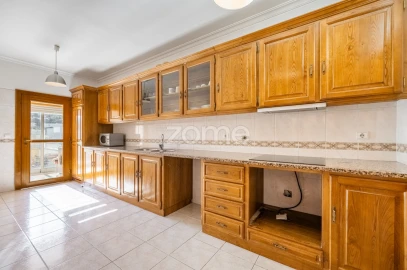 Apartamento T2 para Venda em Arcos de Valdevez (São Paio) e Giela