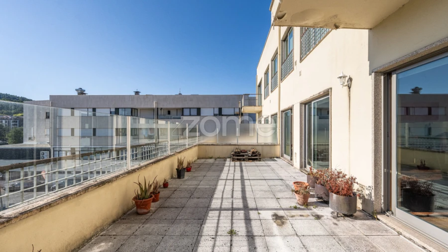 Apartamento T2 para Venda em Arcos de Valdevez (São Paio) e Giela