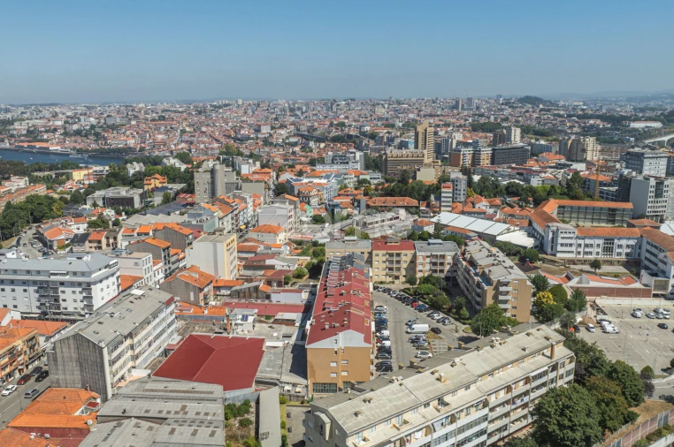 Apartamento T1 para Venda em Mafamude e Vilar do Paraíso Foto 32