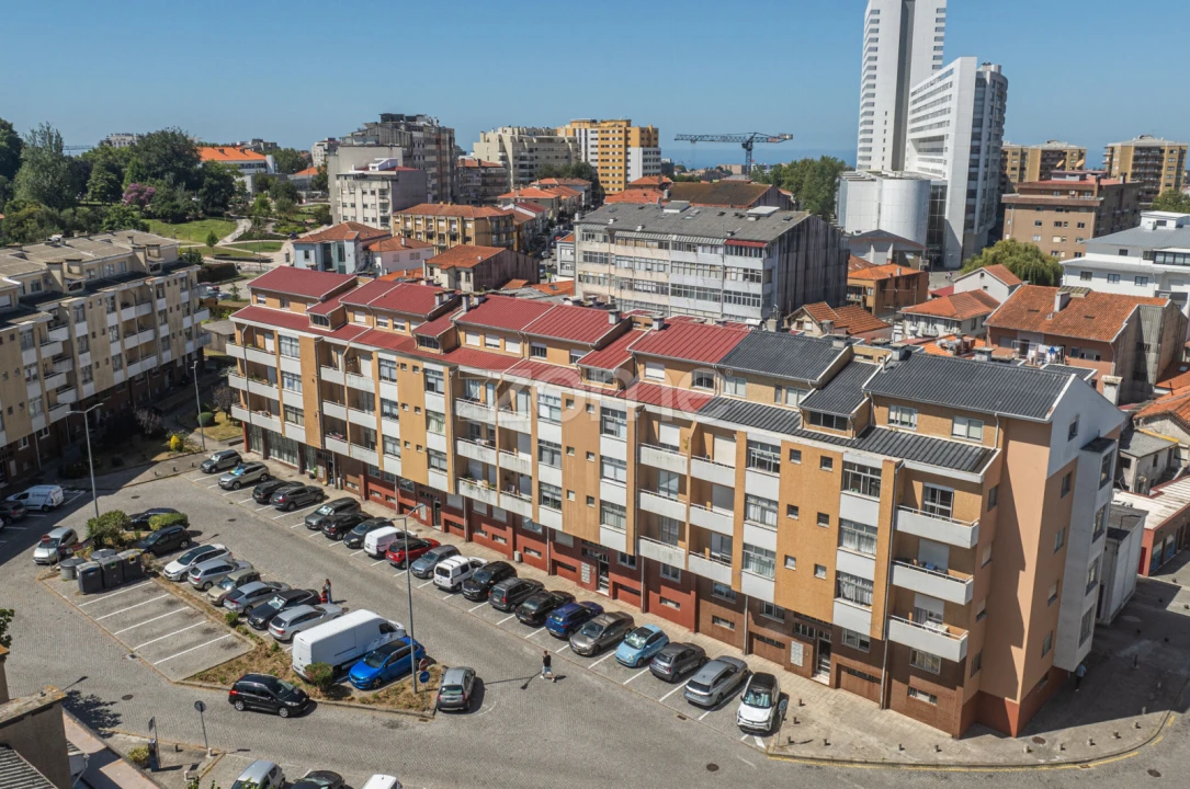 Apartamento T1 para Venda em Mafamude e Vilar do Paraíso Foto 25