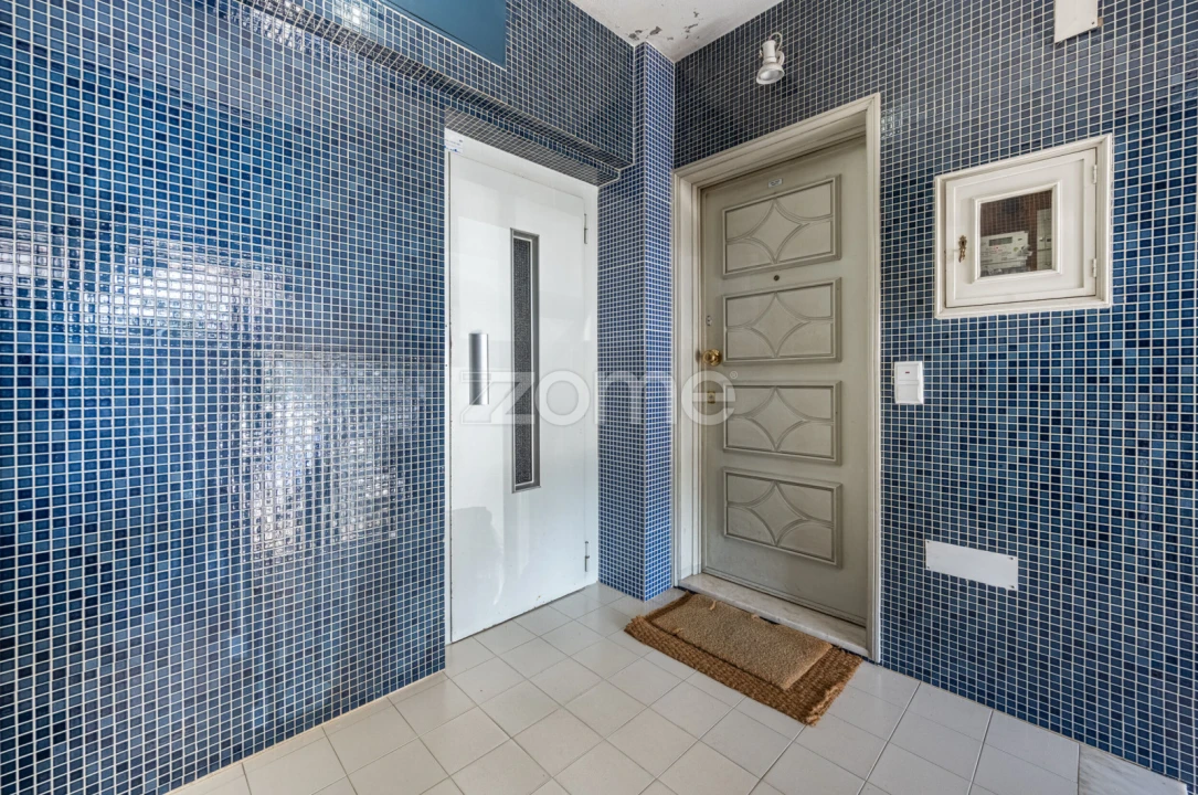 Apartamento T1 para Venda em Mafamude e Vilar do Paraíso Foto 17