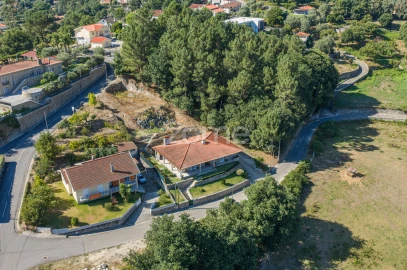 Moradia T4 para Venda em Paço