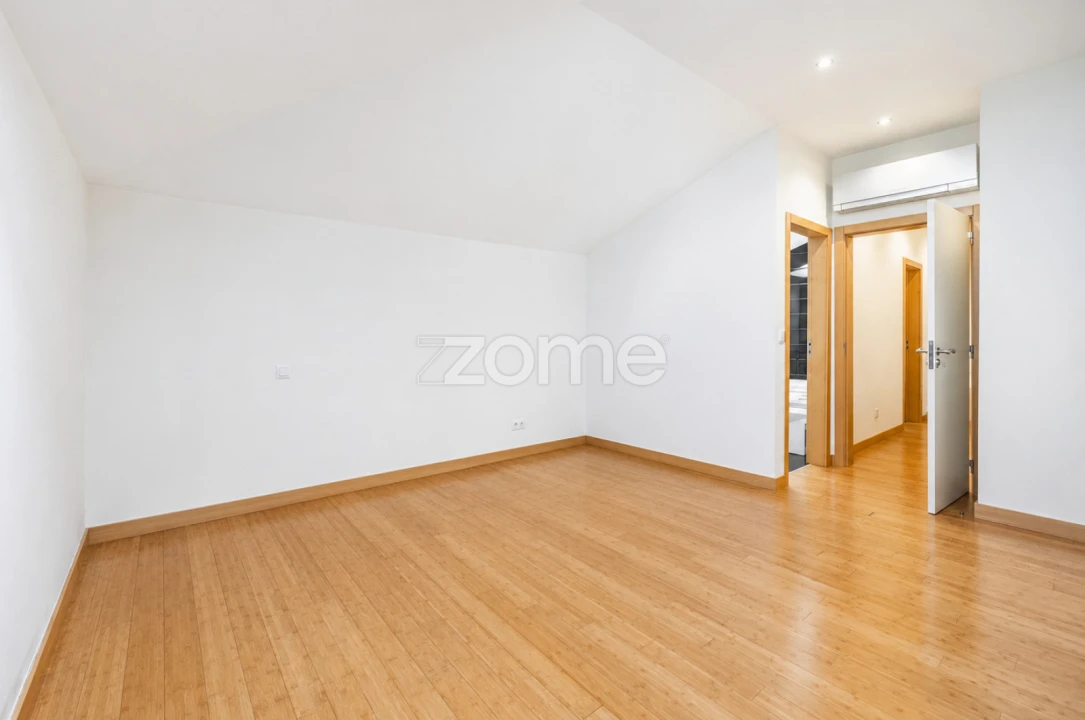 Apartamento T4 para Venda em Santa Maria Maior e Monserrate e Meadela Foto 20