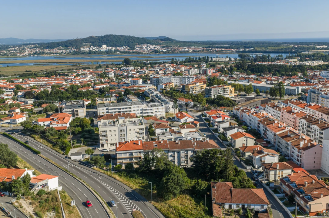 Apartamento T4 para Venda em Santa Maria Maior e Monserrate e Meadela Foto 29